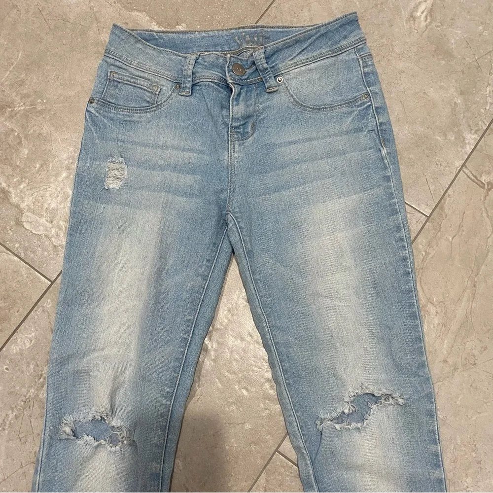 Kids YMI Girls Light Wash Blue Distressed Ripped Denim Jeans Size 10 L